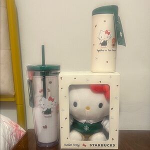 Starbucks Hello Kitty Cream and Green Tumbler Set